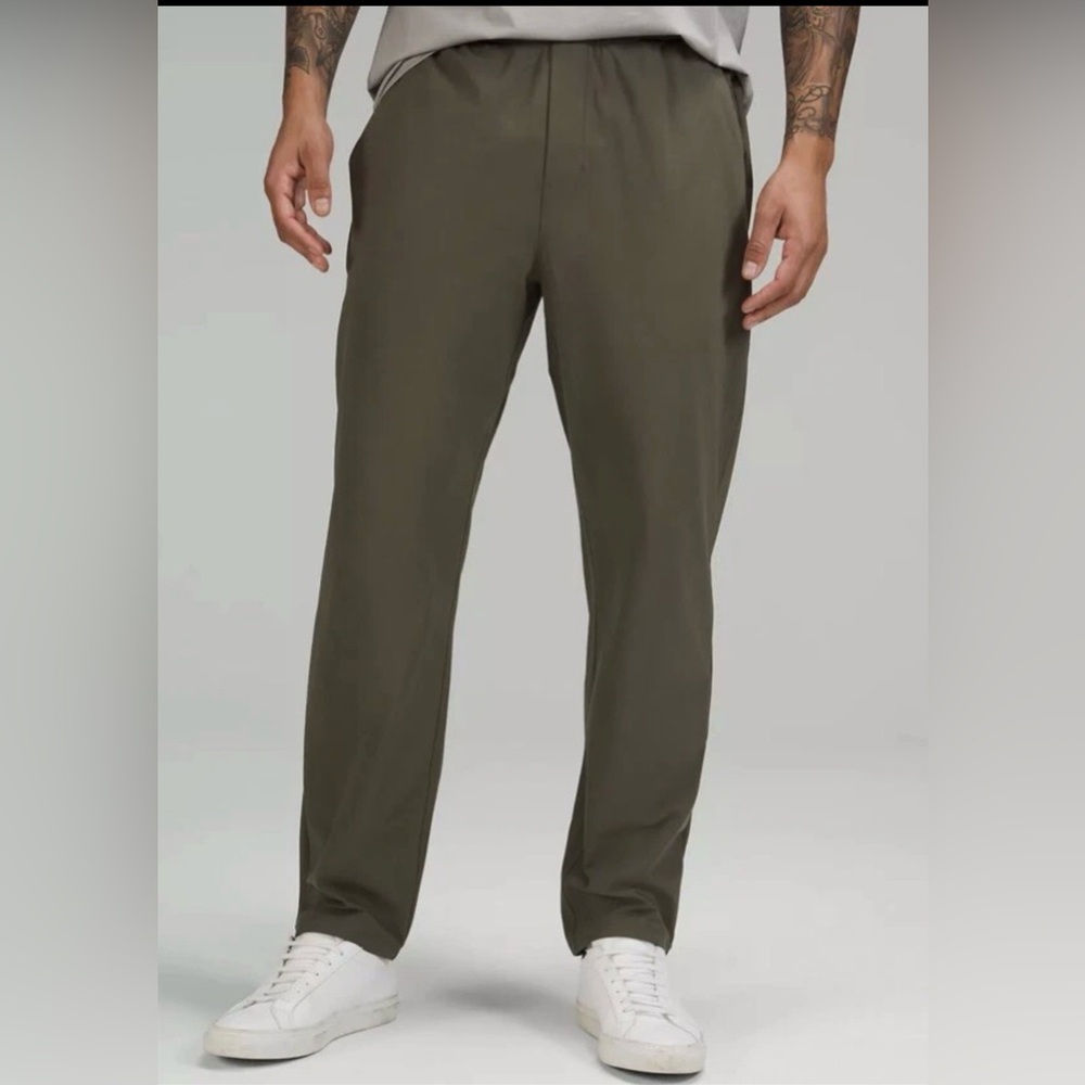 Lululemon Men's ABC Pull on Pant size XSmall